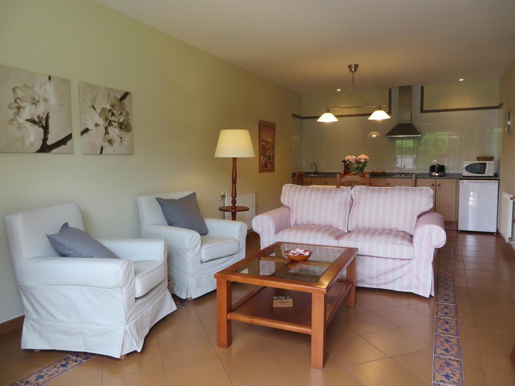 Apartamentos El Otero De Cudillero Soto de Luiña Cameră foto